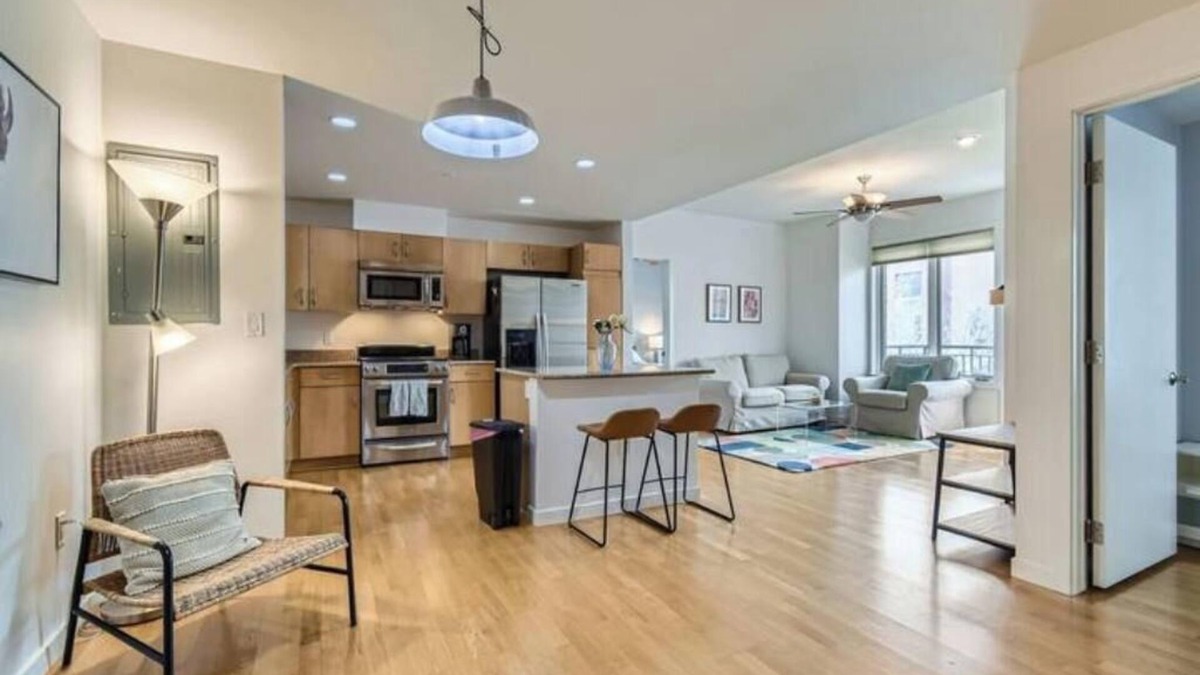 Central Boulder Apartment | 2-BDR Retreat with Rooftop Pool & Gym