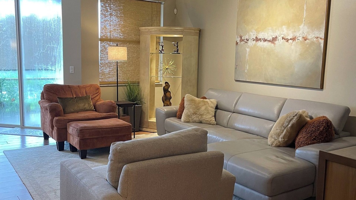 Bonita Springs Condo | 2-bdrm & office Condo Ground floor w/lake view Gated Golf Community near Beach