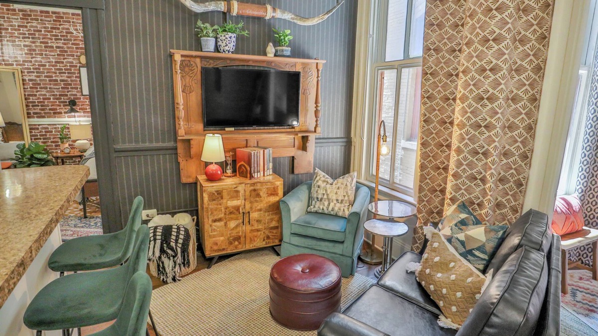Main - Military Plaza Apartment | 2 Bdrm Sits on Riverwalk