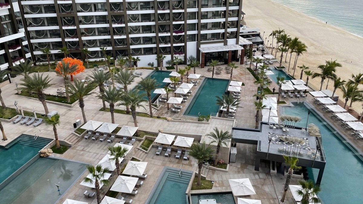Cabo San Lucas Resort | 2 bdrms & THREE baths in FIVE-DIAMOND Resort! Luxury awaits you!