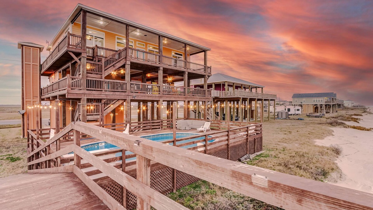 Port Bolivar House | 2 Beachfront Homes, Each with Pool. Sleep 26
