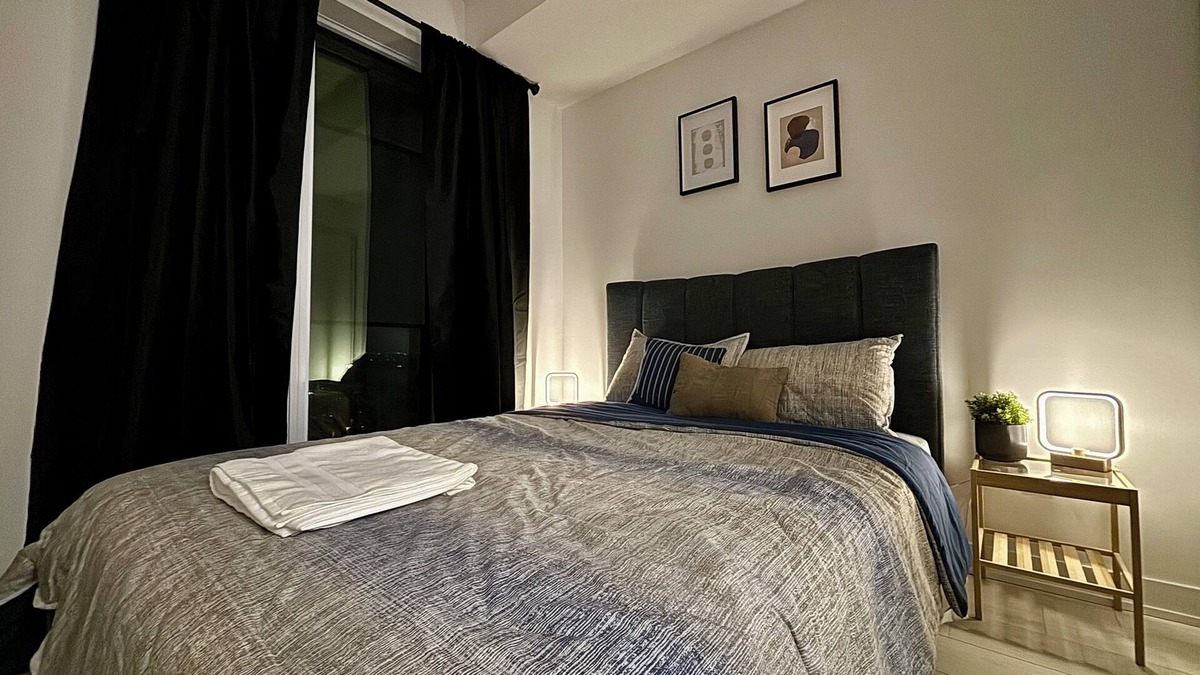 Lawrence Manor Condo | 2 Bed 2 Bath Brand New Condo