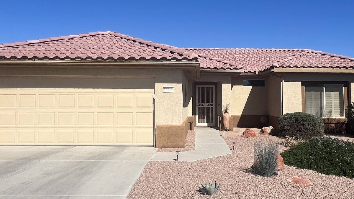 Surprise House | 2 Bed - 2 Bath ranch - The Grand - Sun City Grand, Surprise, AZ