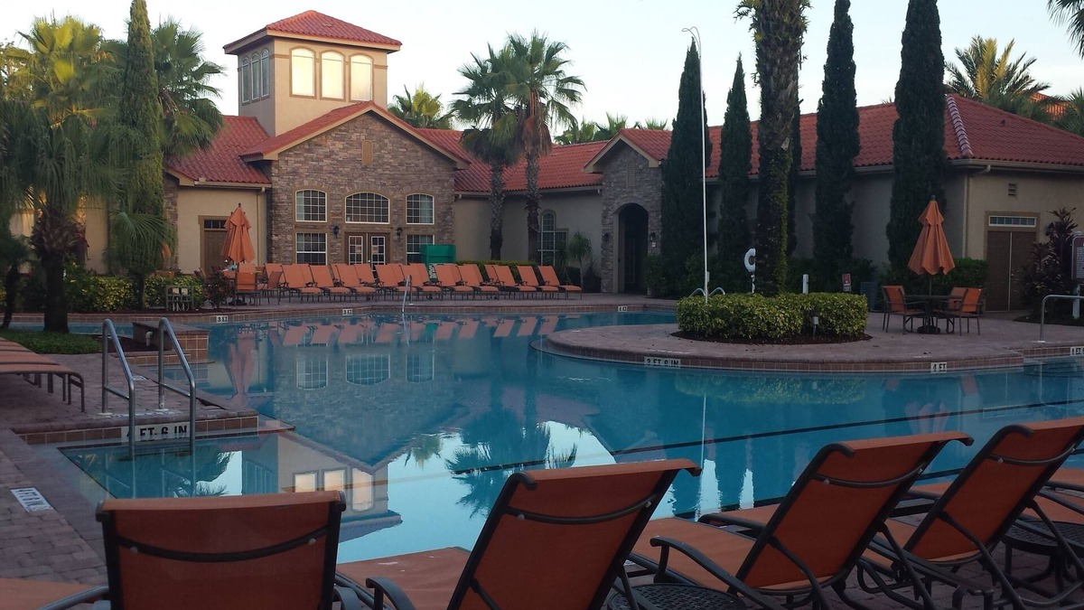 Four Corners Condo | 2 Bed/2 Bath Resort Condo near Disney.