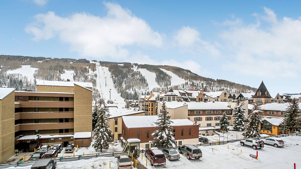 Vail Condo | 2 Bed/2 Bath With Amazing Views Steps From Gondola