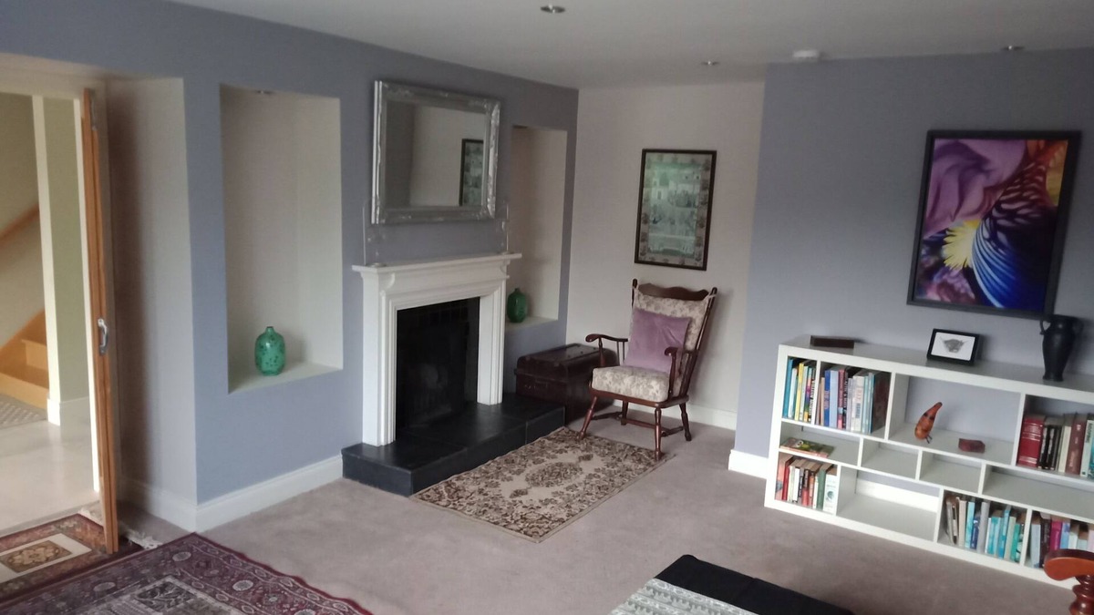 Ennis House | 2 bed accommodation sleeps 4/5
