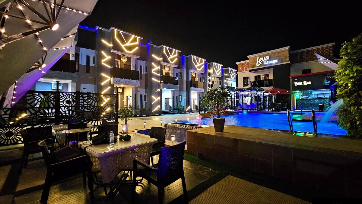 Benin City House | 2 Bed Apartment 6 - Chic Benin City Hideaway