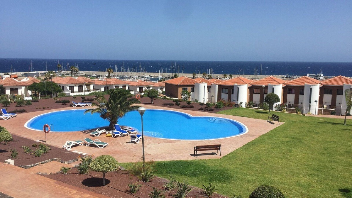 San Miguel de Abona Apartment | 2 bed apartment in Amarilla Golf with huge terrace with amazing sea views