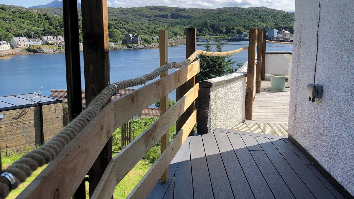 Lochinver Apartment | 2 bed Apartment, Waterfront Views, 5 Mins From Shops & Restaurants