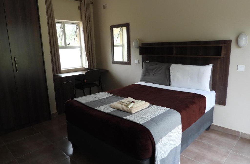 Harare Apartment | 2 Bed Apt with en-suite and kitchenette - 2067