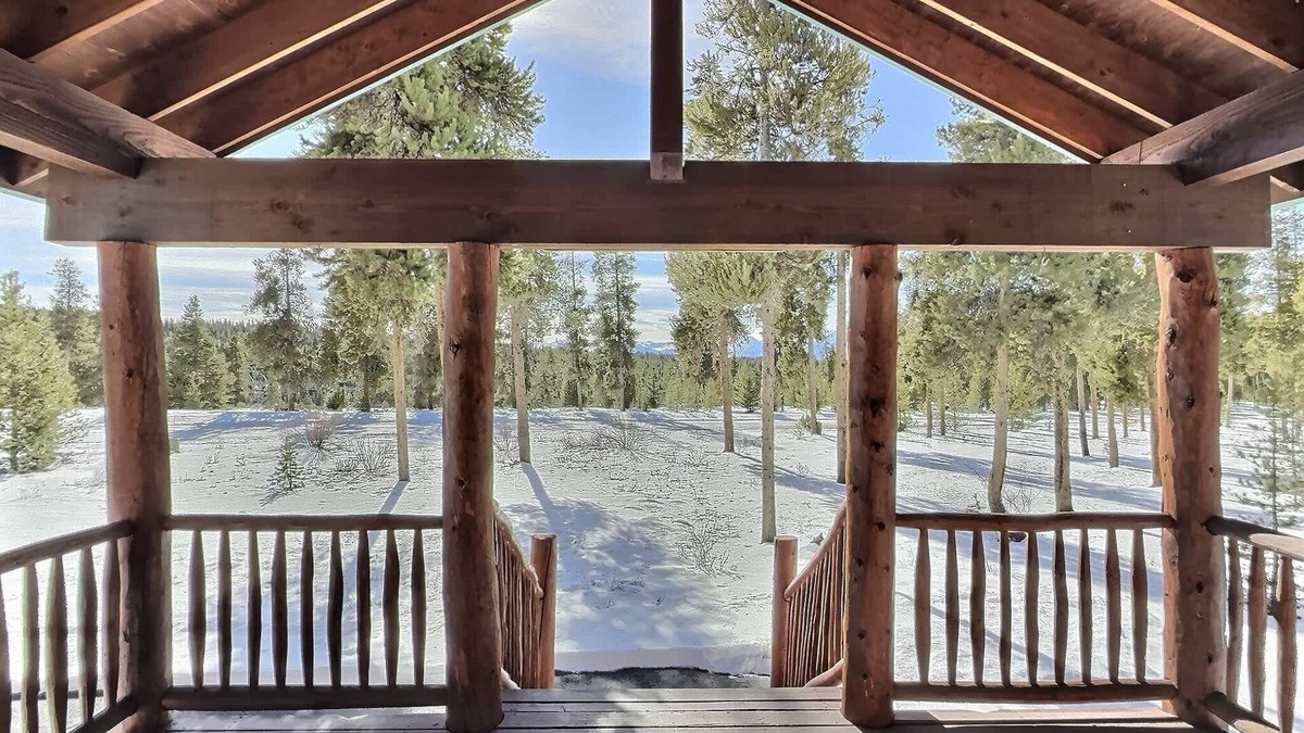 Leadville Cabin | 2 Bed Cabin, Fireplace, Lodgepole Pines