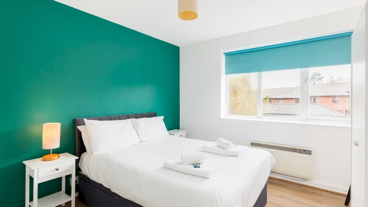 Whitnash Apartment | 2 Bed Flat in Leamington Spa | Pass the Keys