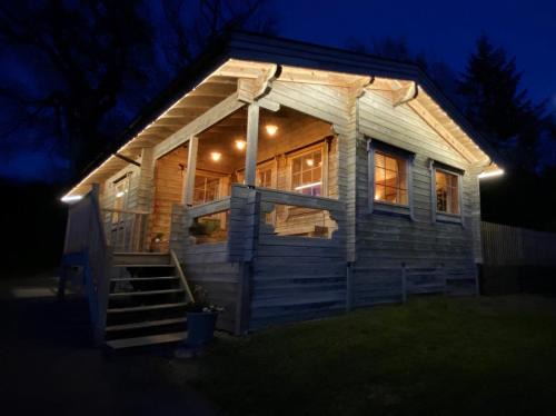 Child Okeford House | 2 Bed in Blandford Forum 61027