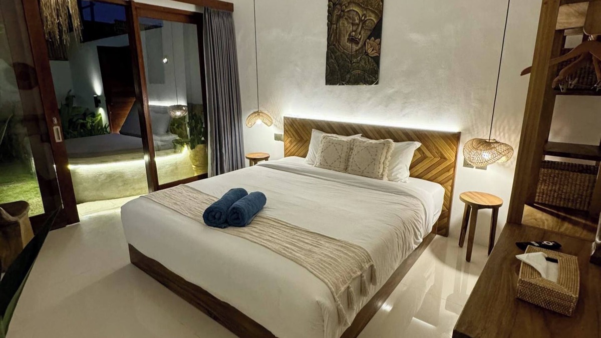 Munggu Villa | 2 Bed Villa-Sleeps 4-10 Min to Beach-Private Pool