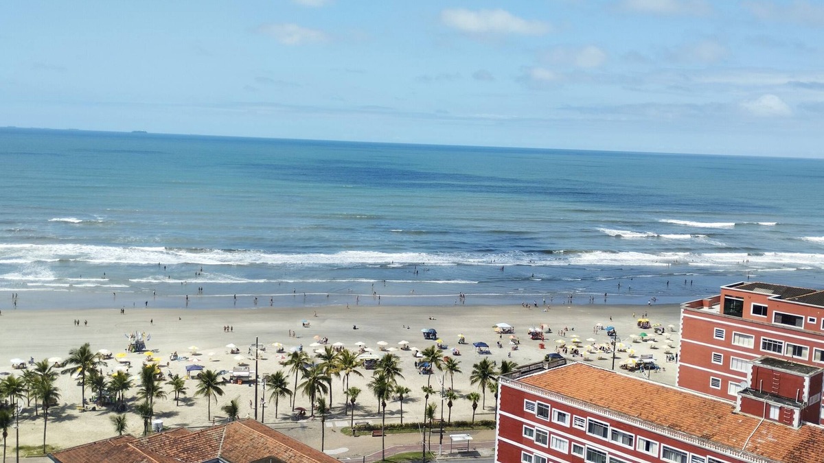 Vila Assuncao Apartment | 2-bedr. apartment, 1 min. from the beach, balcony w/barbecue, Wi-Fi