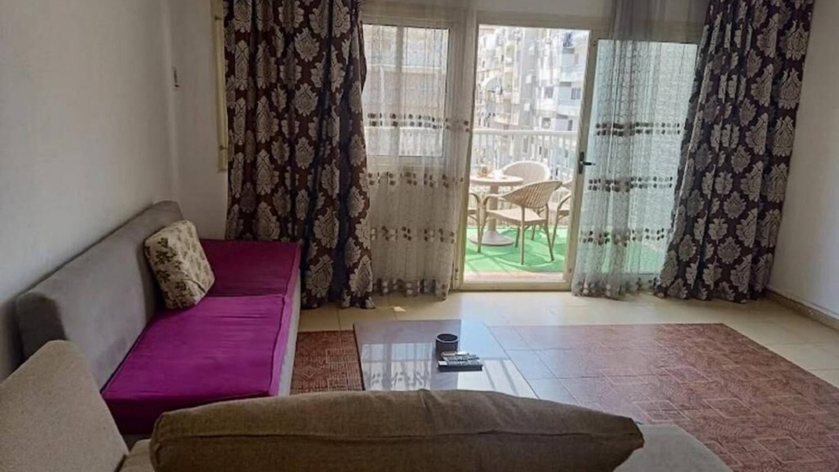 Al-Muntazah Apartment | 2-bedroom apartment in superb Alexandria Governorate with AC