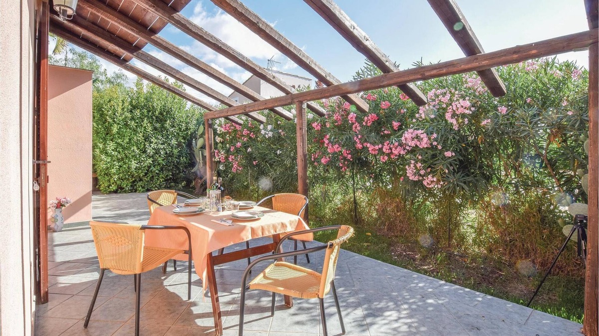 Gorgo Lungo House | 2 bedroom accommodation in Campofelice di Roccell