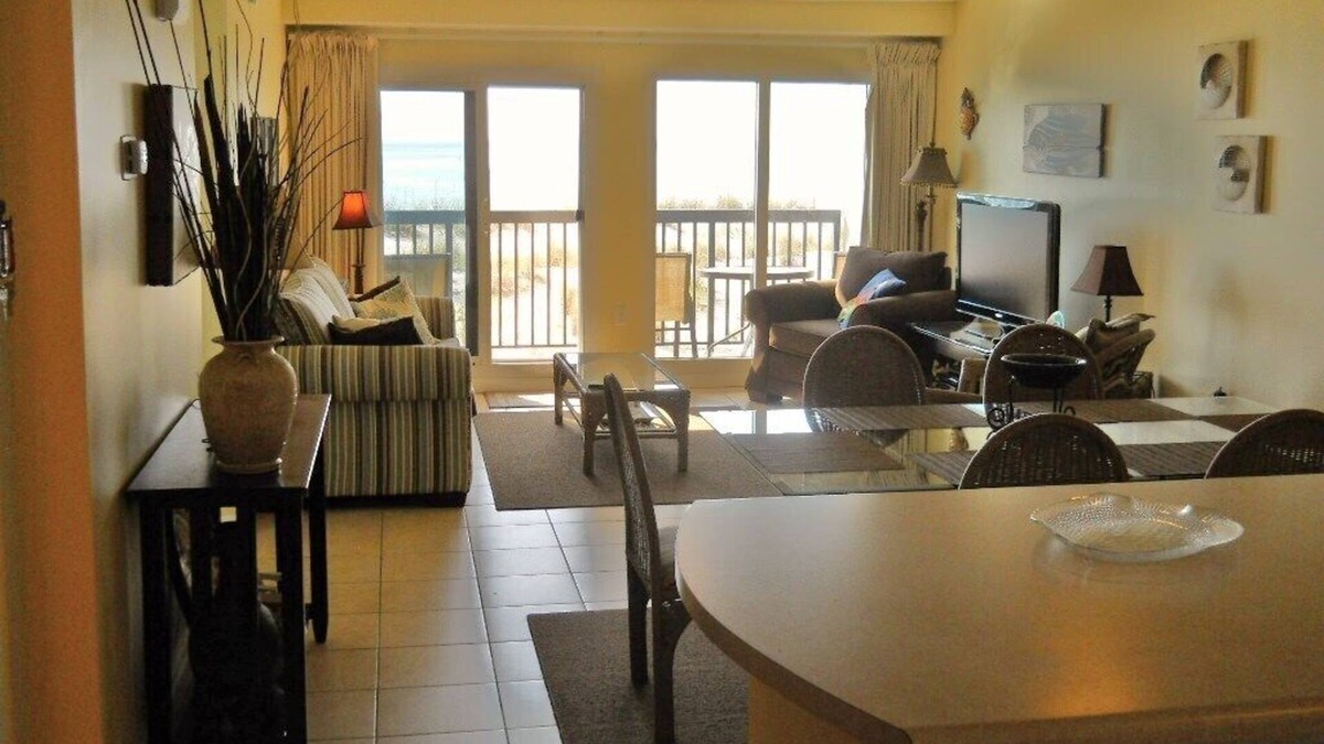 Sunnyside Condo | 2 Bedroom-1st Floor/Ocean Front- Book for Fall -1st floor-Sale Rates