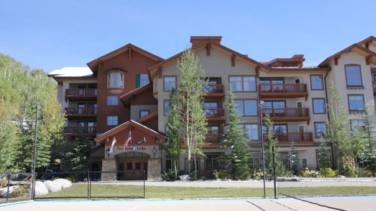 Salt Lake Mountain Resorts Condo | 2 Bedroom/2 Bath Condo Sleeps 8
