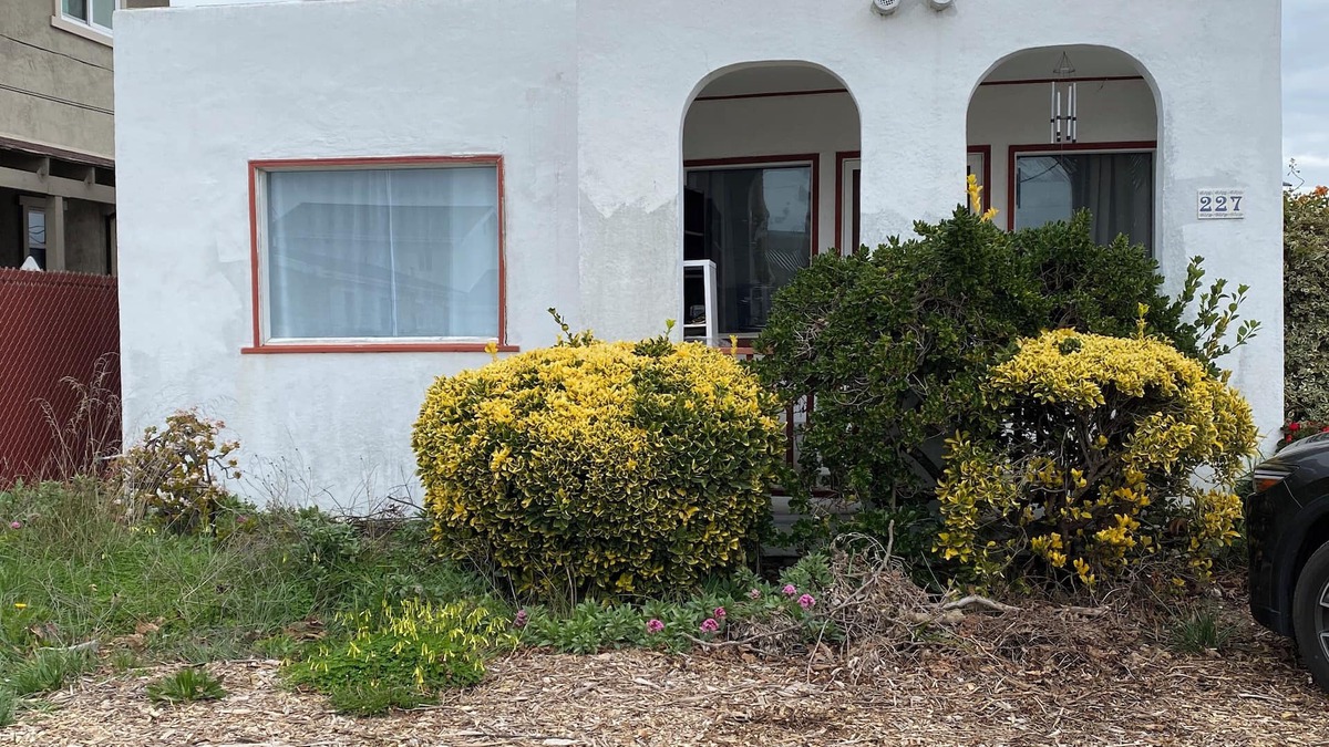 Alameda House | 2 bedroom 2 bath house in Alameda with free parking