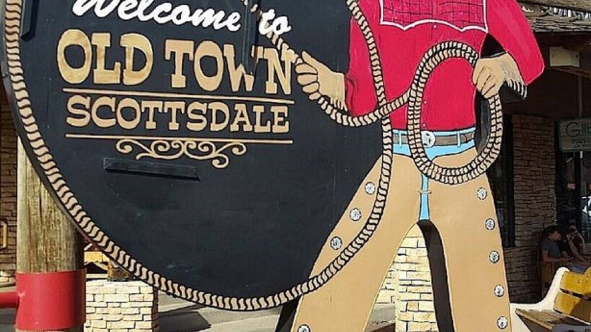 South Scottsdale Condo | 2 bedroom 2 bath in Old Town Scottsdale, Ask about two and three month discounts