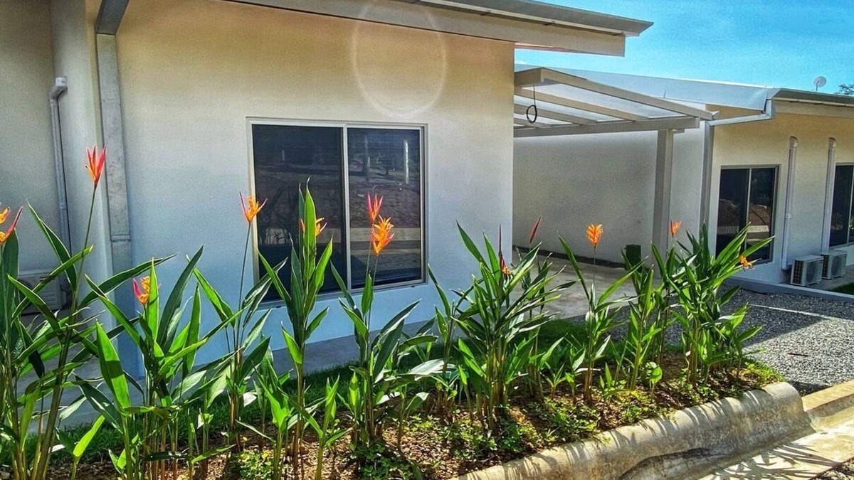 Ciudad Cortes House | 2 Bedroom 2 Bathroom Close to amenities with 2 wheel drive access