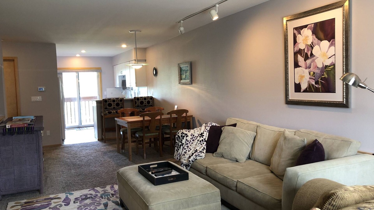 Frisco House | 2 bedroom 3 bath, garage, wifi, pool Lagoon Town Home in Frisco