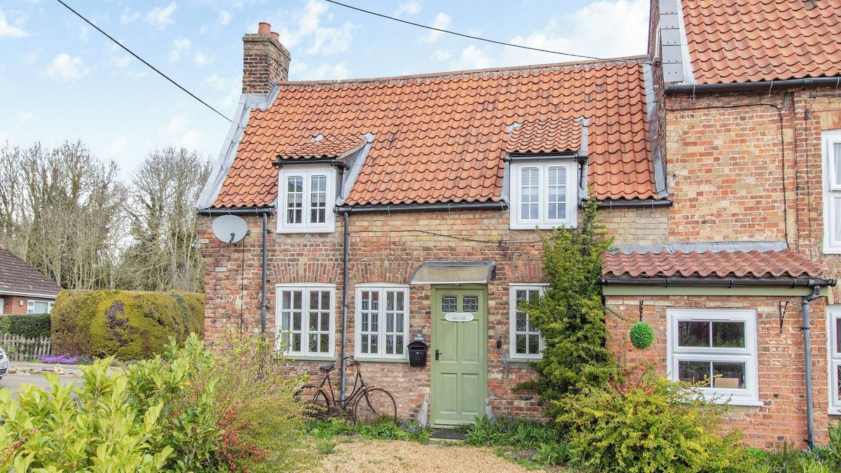 Tilney Fen End Cottage | 2 bedroom accommodation in Watlington, near King’s Lynn