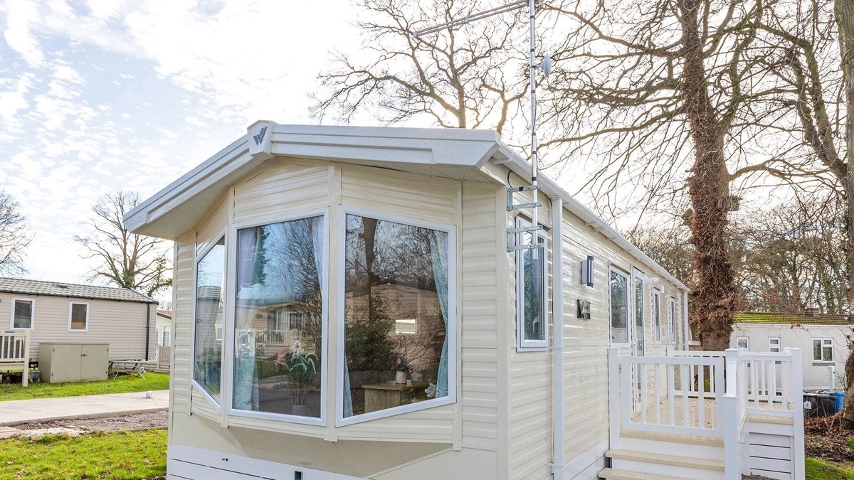 Wesham House | 2 bedroom accommodation in Mowbreck Park