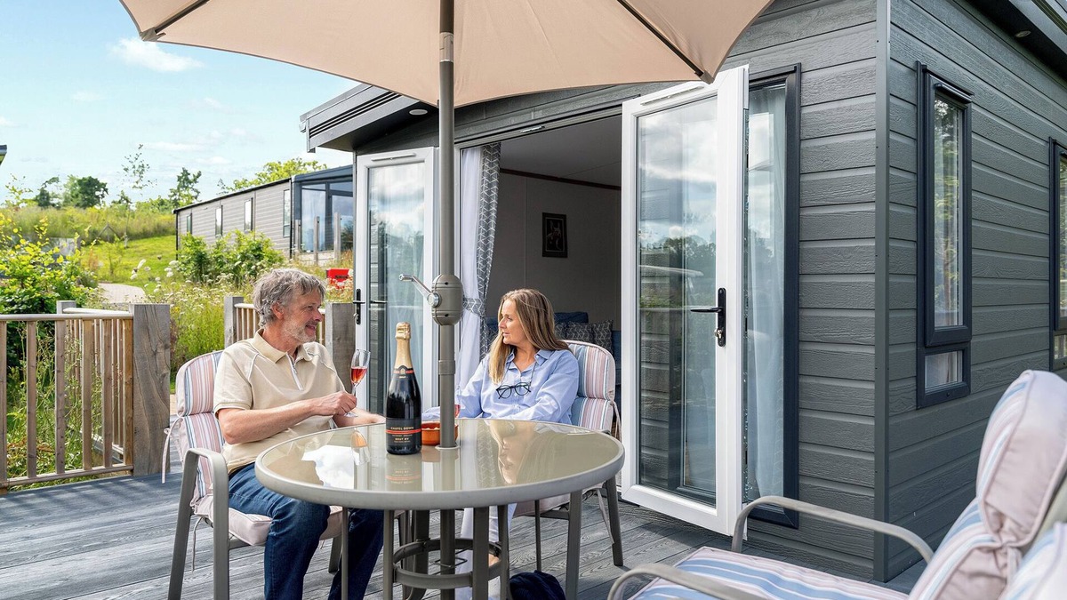 Bridgnorth Ski Chalet | 2 bedroom accommodation in Bridgnorth