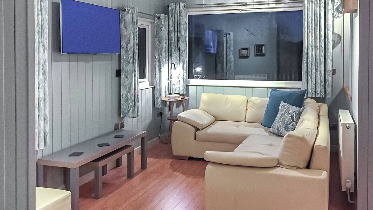 Scawton Ski Chalet | 2 bedroom accommodation in Easingwold