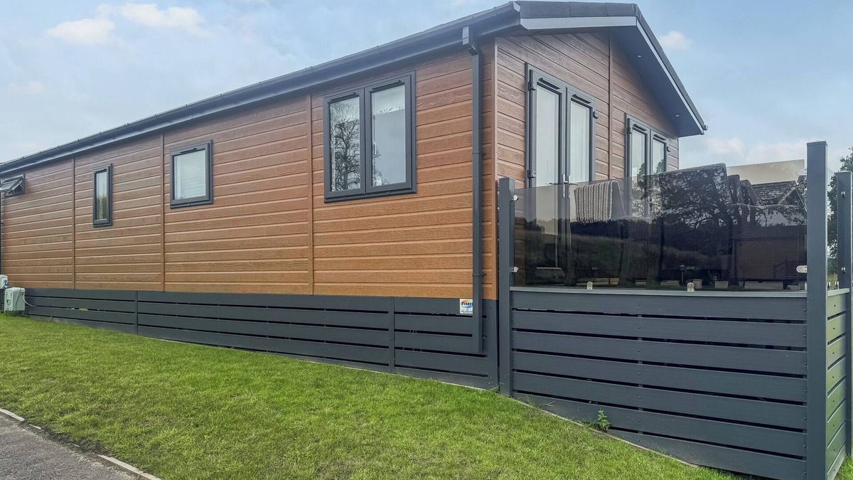 Blackburn Ski Chalet | 2 bedroom accommodation in Old Langho, Ribble Valley