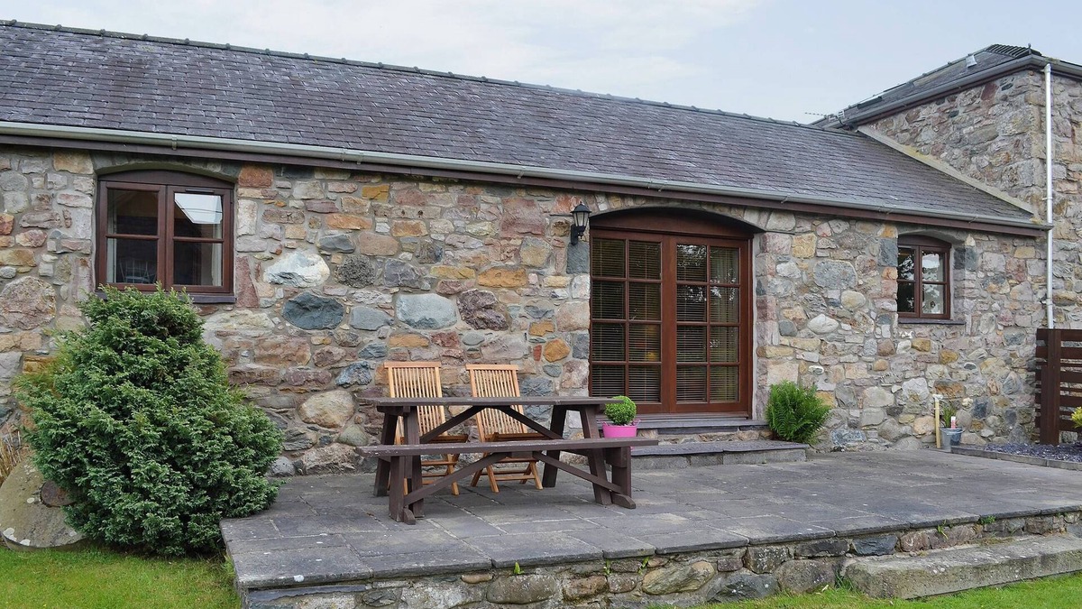 Bont Newydd Cottage | 2 bedroom accommodation in Caernarfon