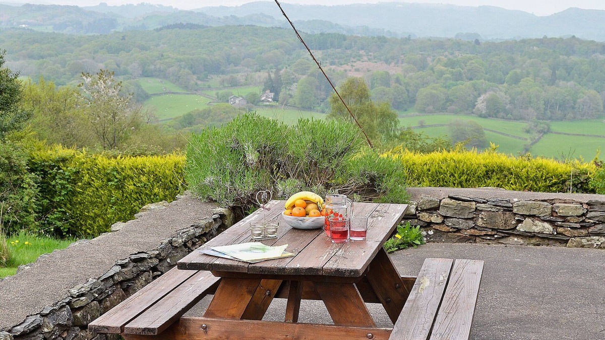 Low Newton Cottage | 2 bedroom accommodation in Cartmel-Fell, near Windermere