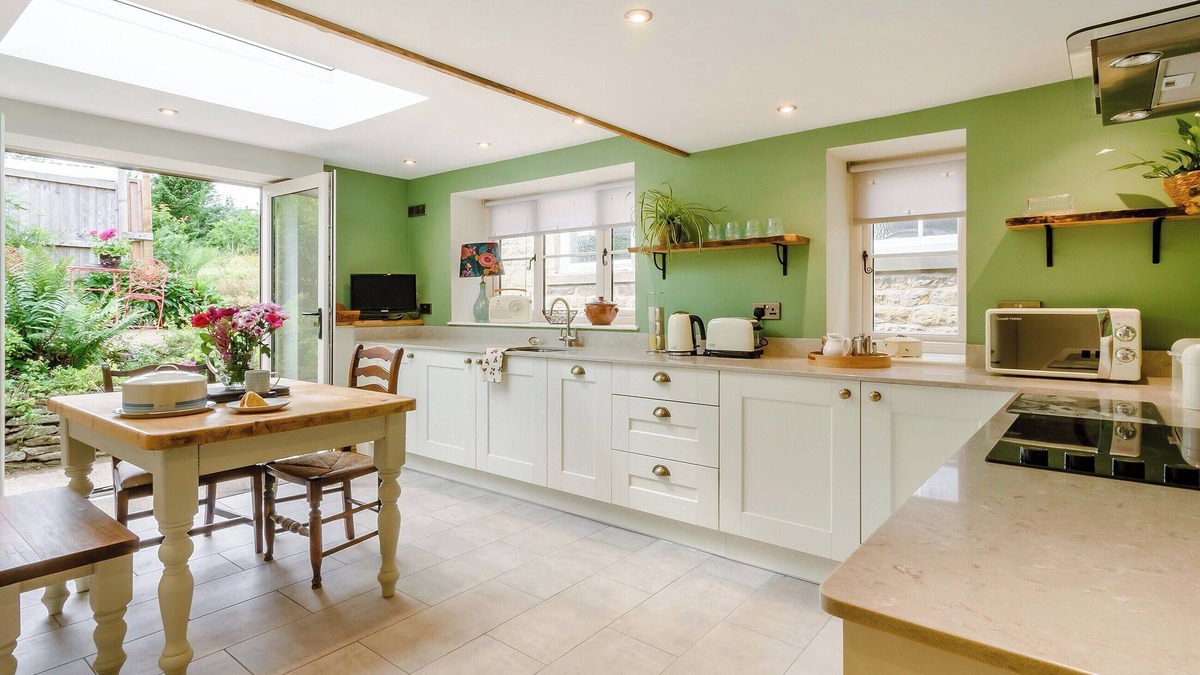 West Heslerton Cottage | 2 bedroom accommodation in Pickering