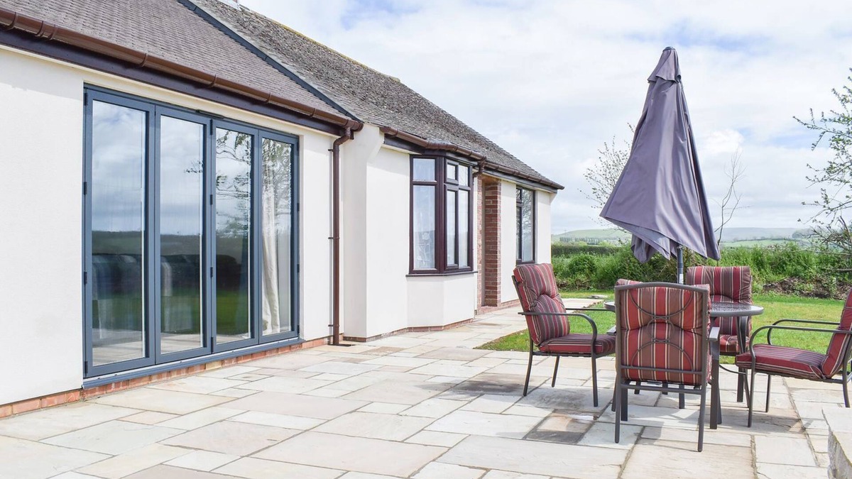 Bridport Cottage | 2 bedroom accommodation in Dottery, near Bridport