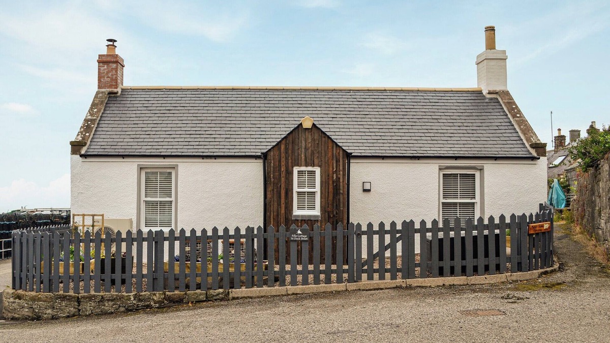 Johnshaven Cottage | 2 bedroom accommodation in Johnshaven, near Stonehaven