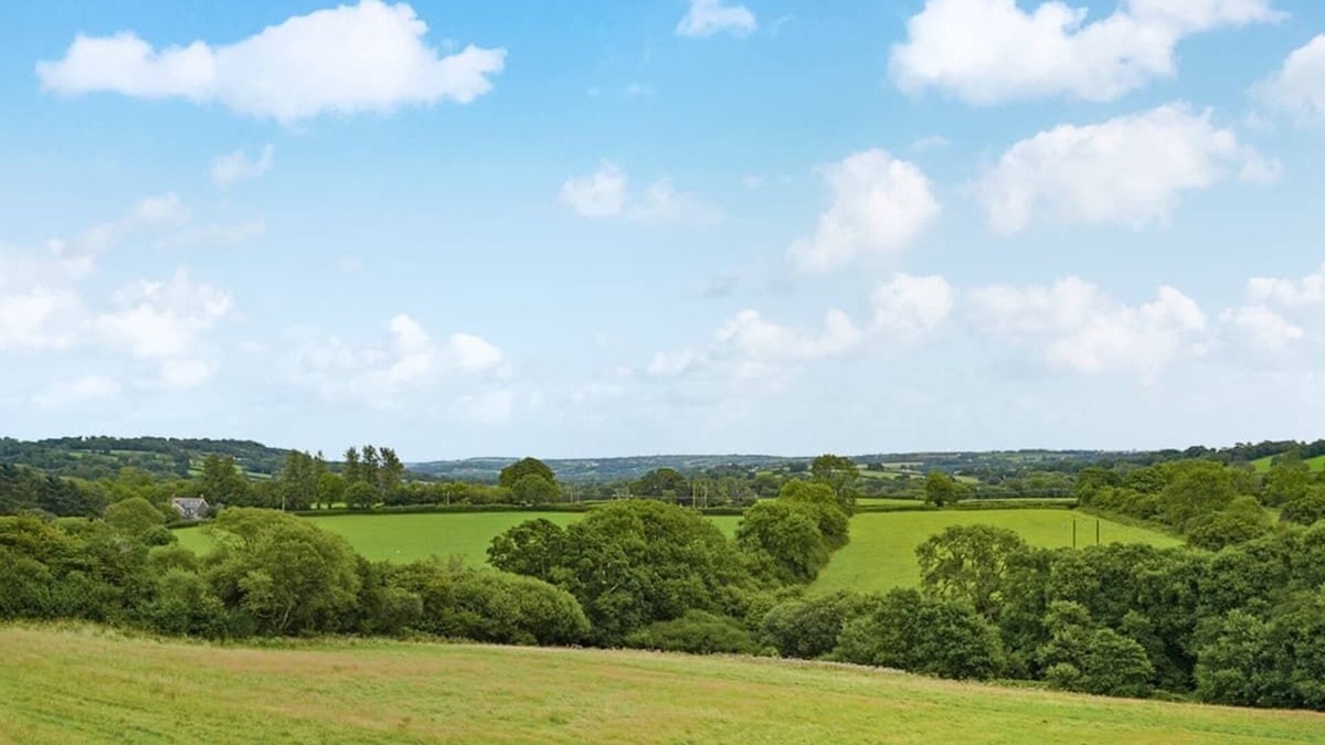 Narberth Ski Chalet | 2 bedroom accommodation in Narberth