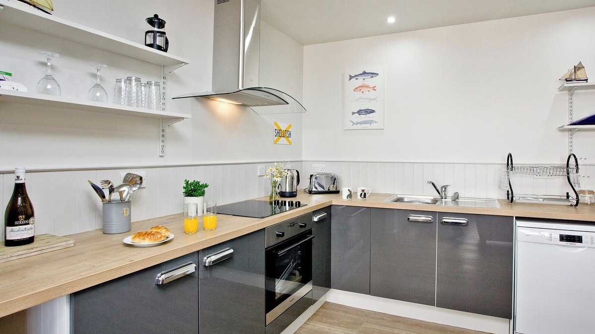 Turnchapel Apartment | 2 bedroom accommodation in Turnchapel, near Plymouth