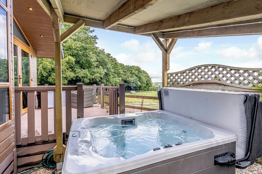 Calthwaite Ski Chalet | 2 bedroom accommodation in Calthwaite, Nr Penrith