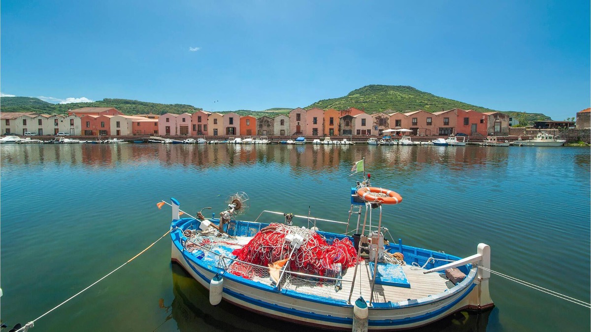 Santa Caterina Apartment | 2 bedroom accommodation in Cuglieri