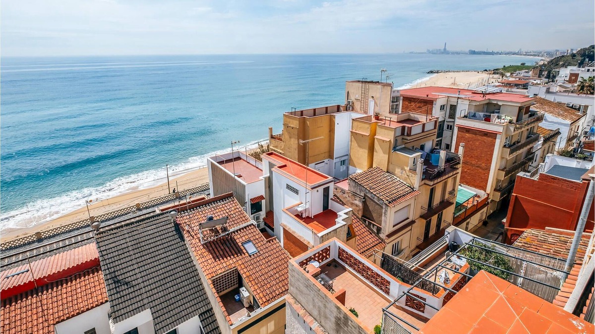 Montgat Apartment | 2 bedroom accommodation in Montgat