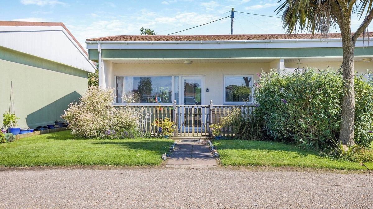 Bacton Cottage | 2 bedroom accommodation in Bacton