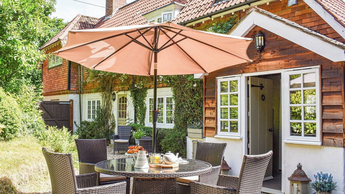 New Forest District Cottage | 2 bedroom accommodation in Burley