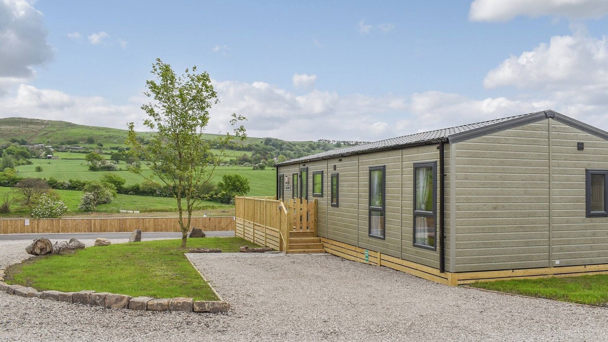 Fence Cottage | 2 bedroom accommodation in Barrow, near Clitheroe