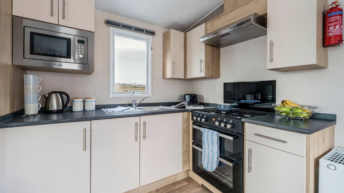 Hamble-le-Rice House | 2 bedroom accommodation in Hamble