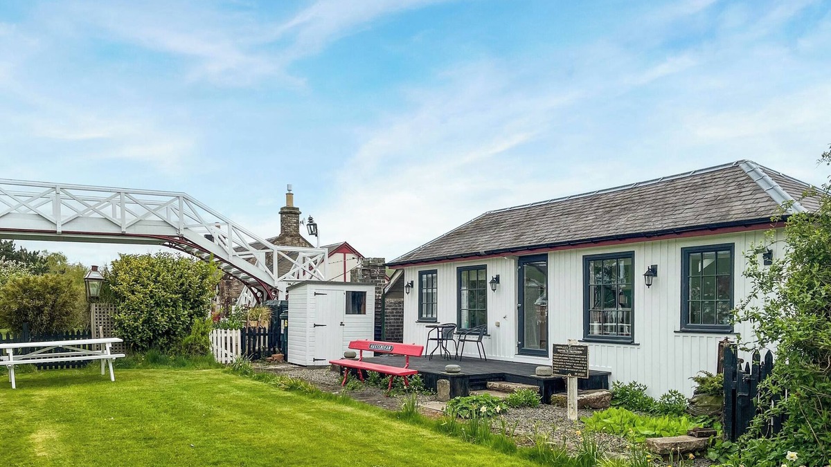 Hawick Cottage | 2 bedroom accommodation in Hassendean Station, near Hawick