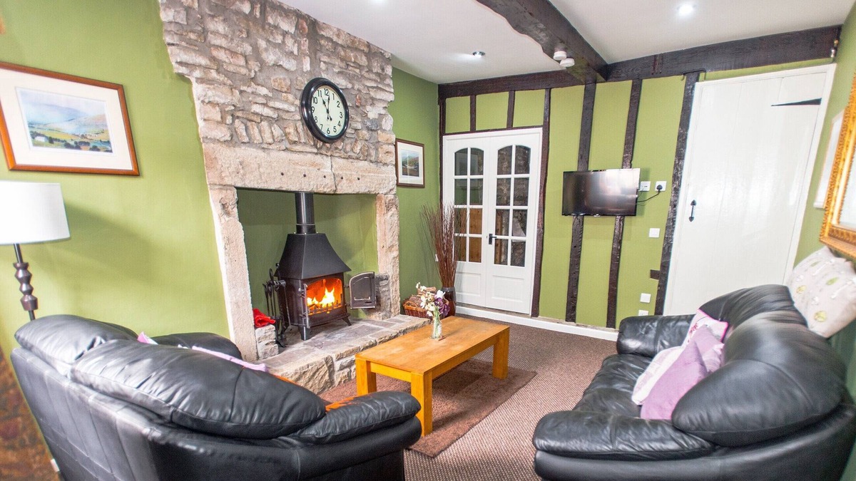 Middleham Cottage | 2 bedroom accommodation in Middleham, near Leyburn