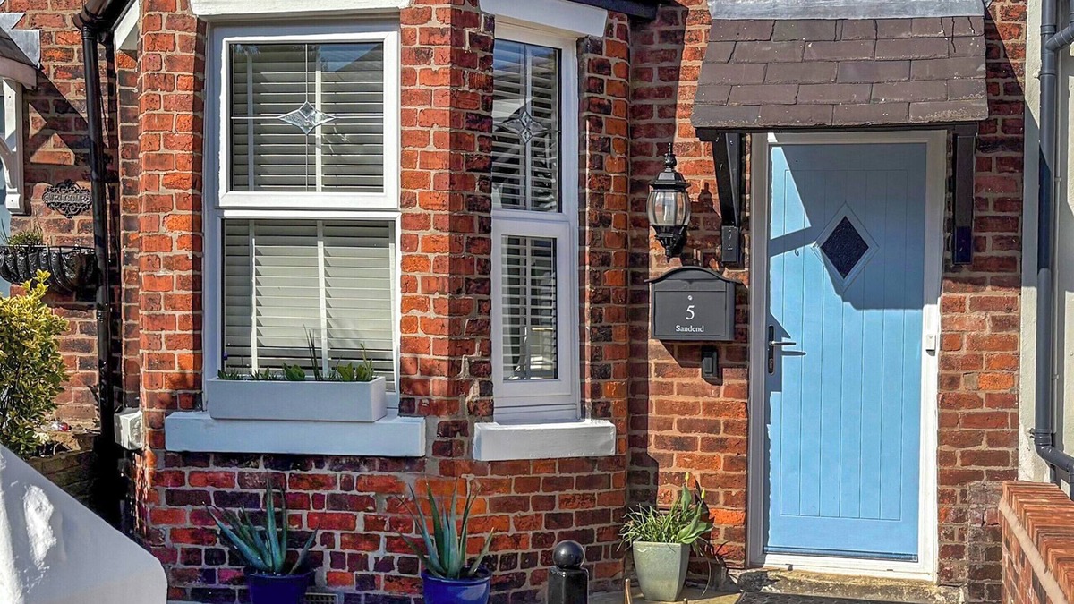 Lytham St. Anne's Cottage | 2 bedroom accommodation in Lytham