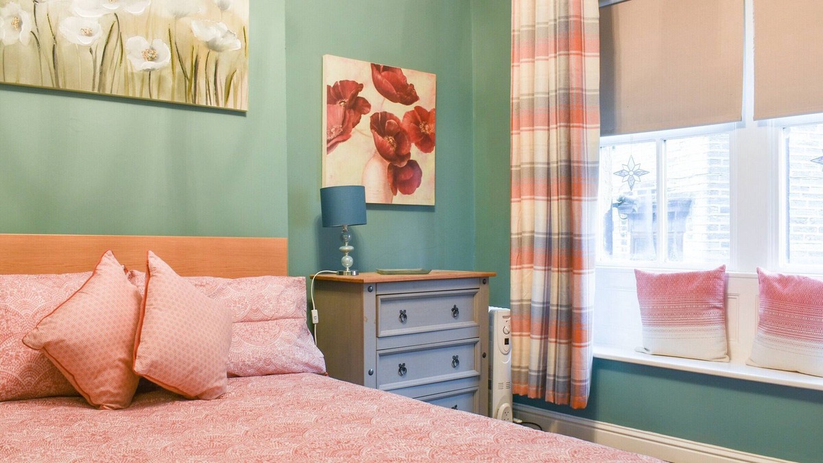 Ogden Cottage | 2 bedroom accommodation in Luddenden, near Halifax